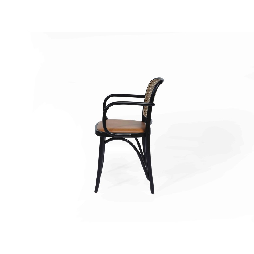 Kamsan Sandalye İnegöl Bursa Mobilya– Sandalye, Masa ve Oturma Grupları Üretimi